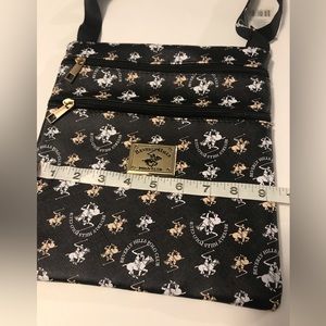 Women’s Black Crossbody Purse